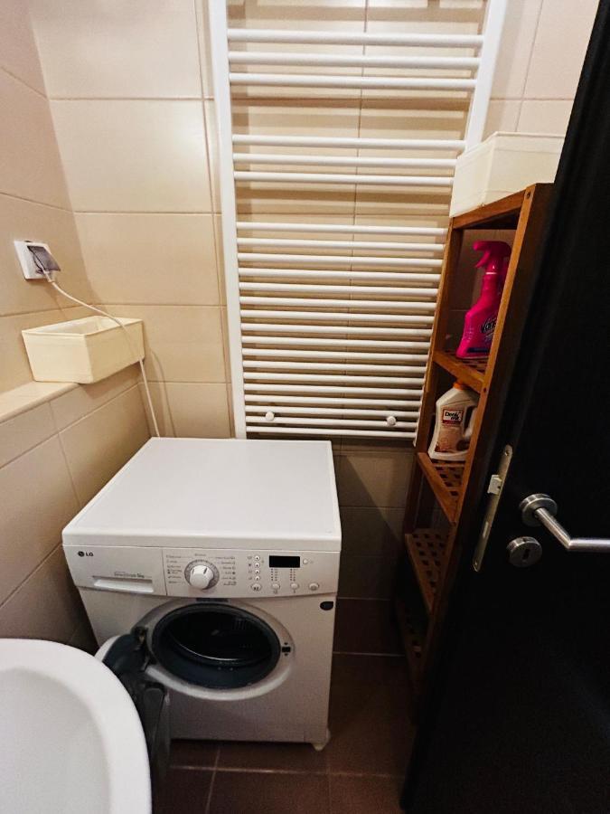 Corvin Boutique Apartment Parking In The Plaza Budapest Bagian luar foto