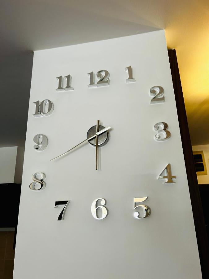 Corvin Boutique Apartment Parking In The Plaza Budapest Bagian luar foto